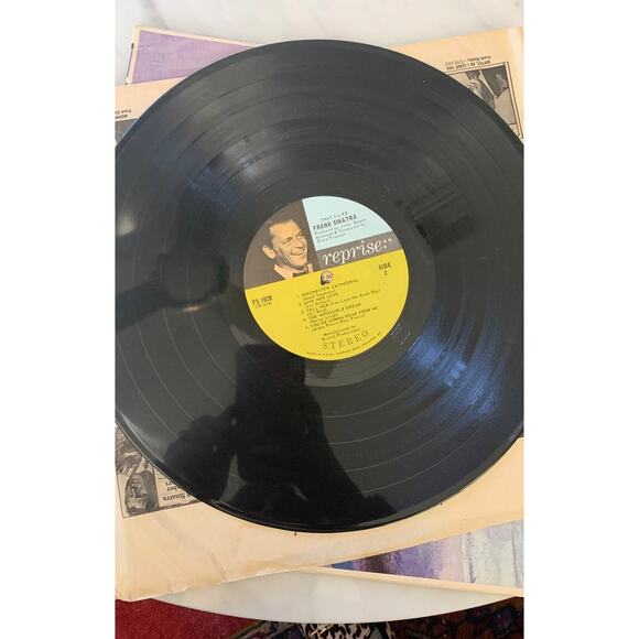 Frank Sinatra "That's Life" Vinyl Record - Picture 2 of 2